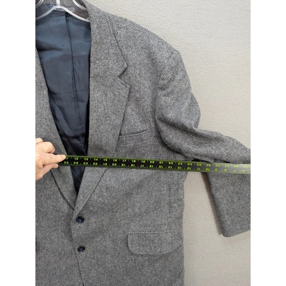 Vintage Tweed Herringbone Sport Coat Jacket Men's Classic Tailored‎ Gray READ